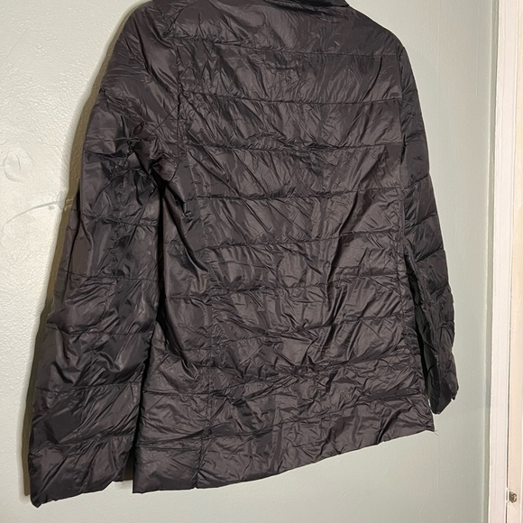 Quince black puffer jacket - Picture 7 of 7